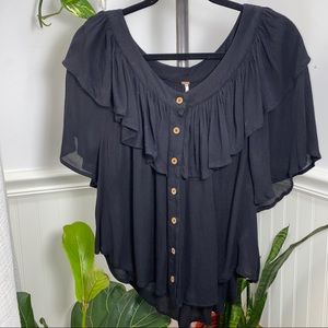 FREE PEOPLE NWOT boho ruffle top Small